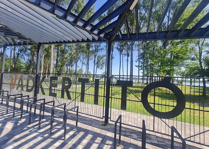 아파트 Lakeside Apartmanhaz 숄트버드케르트